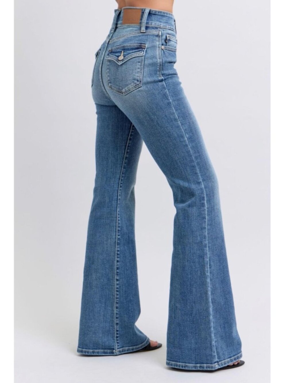 Judy Blue Flare Jeans Women's Size 7 / 28 Stretch Denim JB82630 Medium Wash